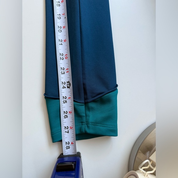 BNWT Nike Women's Thema-FIT Essential Warm Running Pants Size Large - Picture 11 of 12